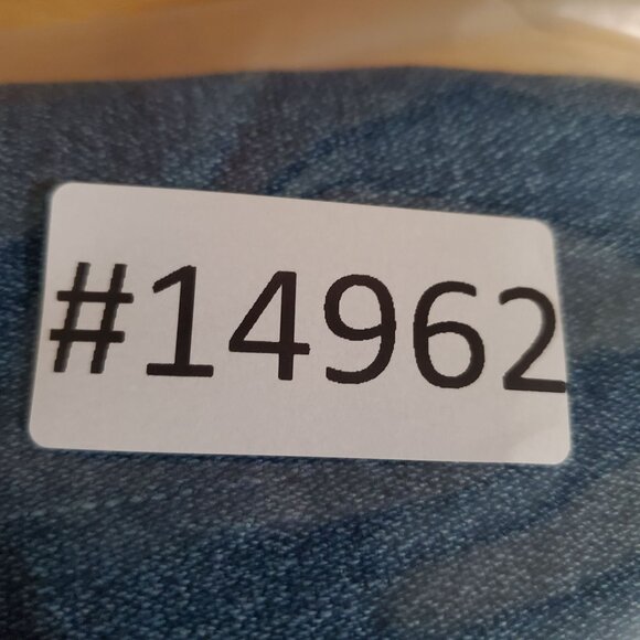 Old Navy Jeans Womens Size 12 Blue Sky-Hi Straight Button Fly Stretch Denim - Picture 12 of 12